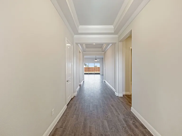2813 Carisbrooke St — Photo 4