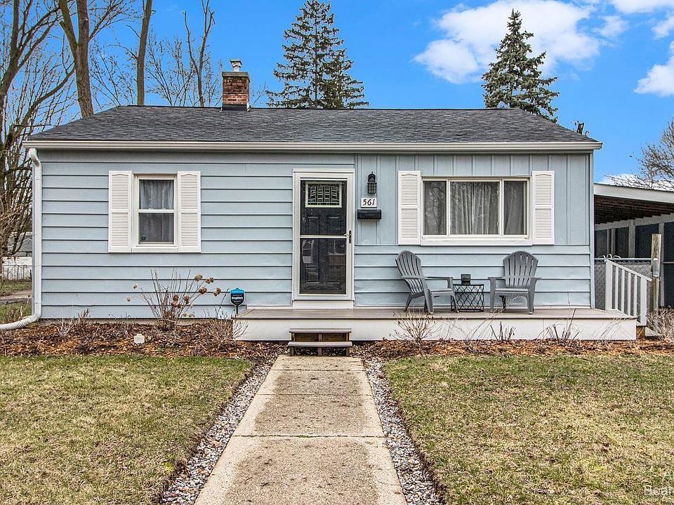 1st image of 561 Hunt Pl