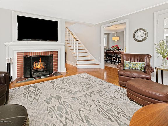 3rd image of 308 Philadelphia Blvd