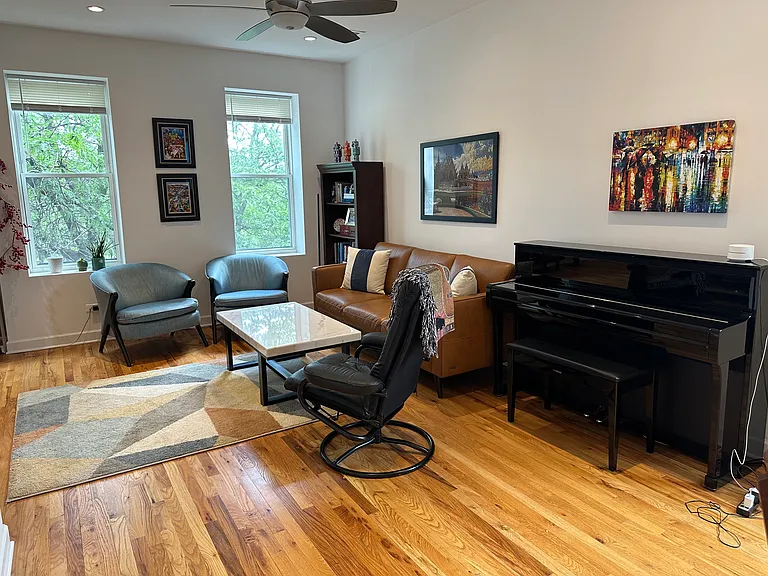 1452 N Greenview Ave #2F — Photo 5
