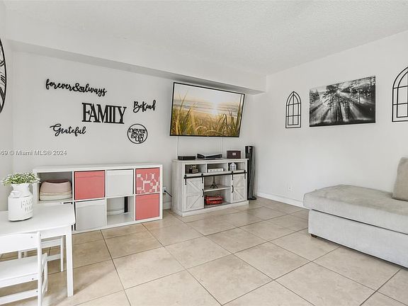 5th image of 768 NW 99th Cir #768