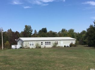 1335 Union Springs Rd, Cobden, IL 62920