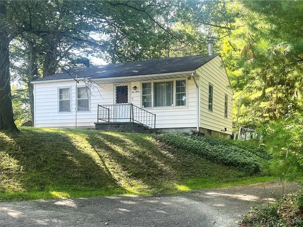 1030 Somers St, Zanesville, OH 43701