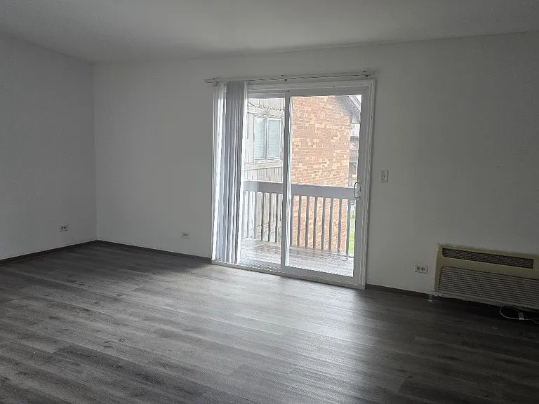 29W544 Country Ridge Dr #544 — Photo 1