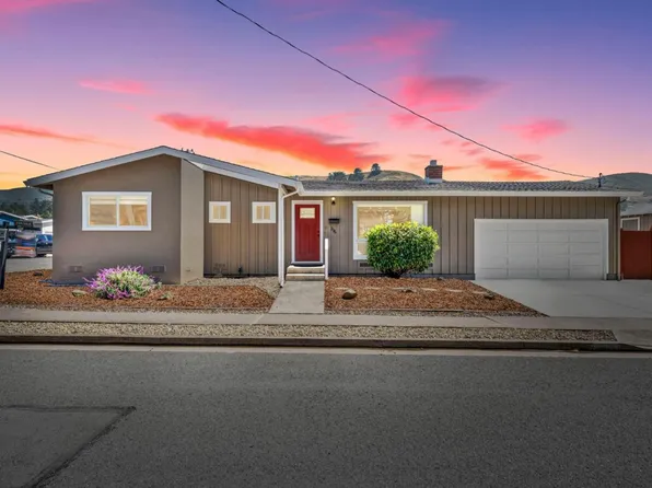 296 Fairway Dr, Pacifica, CA 94044