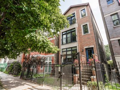 2737 W Thomas St #3, Chicago, IL, 60622