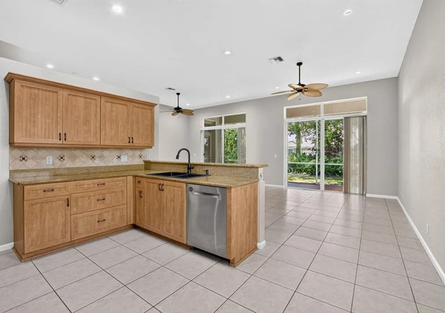 5346 Vallejo Terrace, Delray Beach (Unincorporated) , Fl 33484 - 8396 — Photo 2