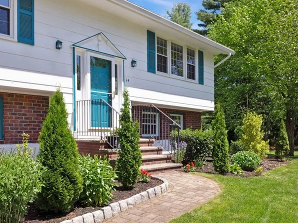14 Penn Rd, Peabody, MA 01960