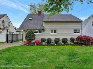 420 Howard Ave, Middlesex, NJ 08846