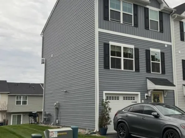 2138 Cross Country Rd, Northampton, PA 18067