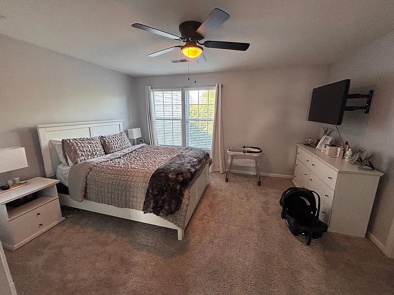 322 Larose Dr — Photo 9