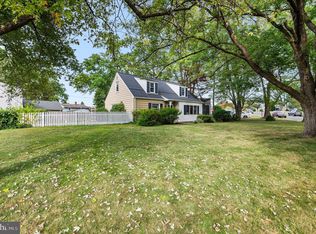 428 Tanner Rd, Hatboro, PA 19040