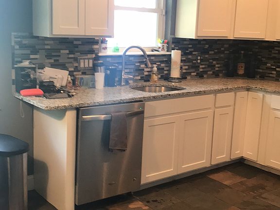 Brand new spacious kitchen