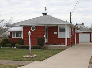 1050 W 35th St, Erie, PA 16508