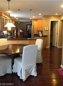 5th image of 8555 Scenicridge Ave NW