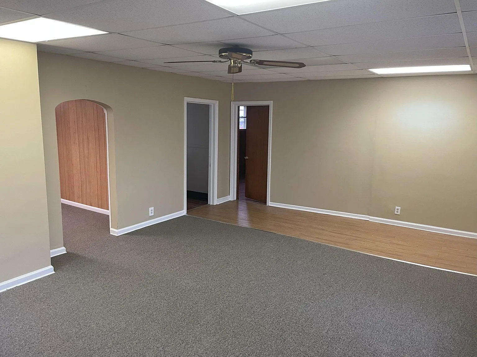 1 bed, 1000 sqft, $1,200 — Photo 2