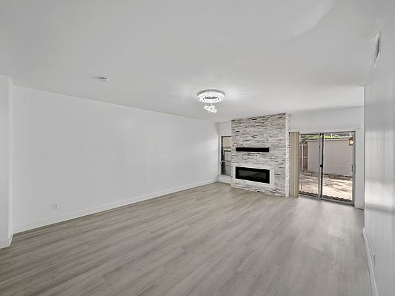 2nd image of 9022 Emberglow Ln