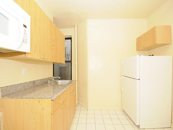 2nd image of 203 Underhill Ave APT 5B