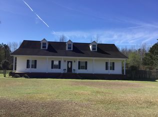 132 Fox Run Dr, Claxton, GA 30417