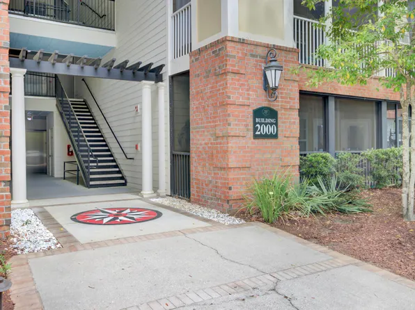 2014 Basildon Rd, Mount Pleasant, SC 29466