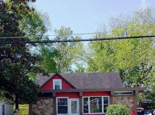 103 E Maple St, Sparta, TN 38583