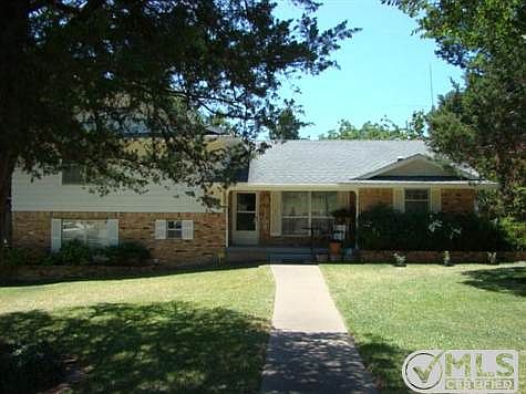 2nd image of 1708 Russell Glen Ln