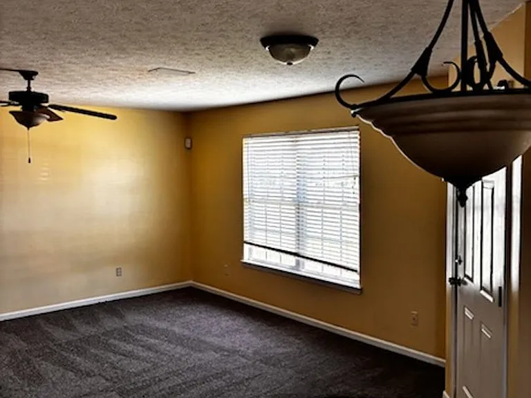5101 Willow St — Photo 4