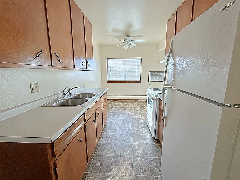1 BR Kitchen and Dining Room