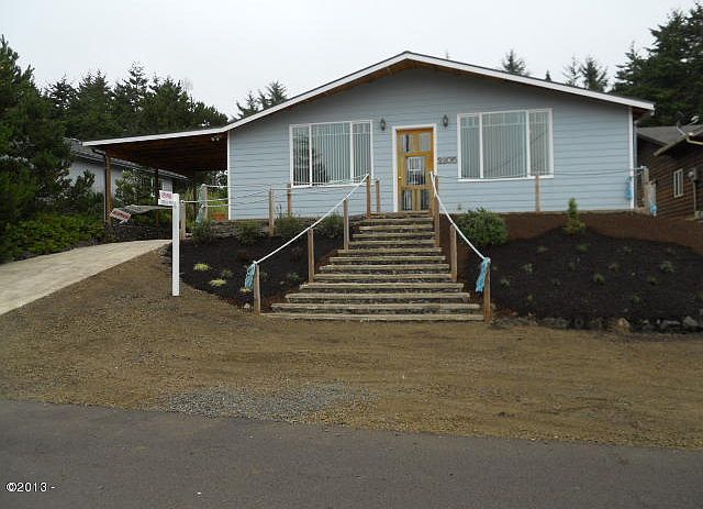 1st image of 2105 NW Viewridge Dr
