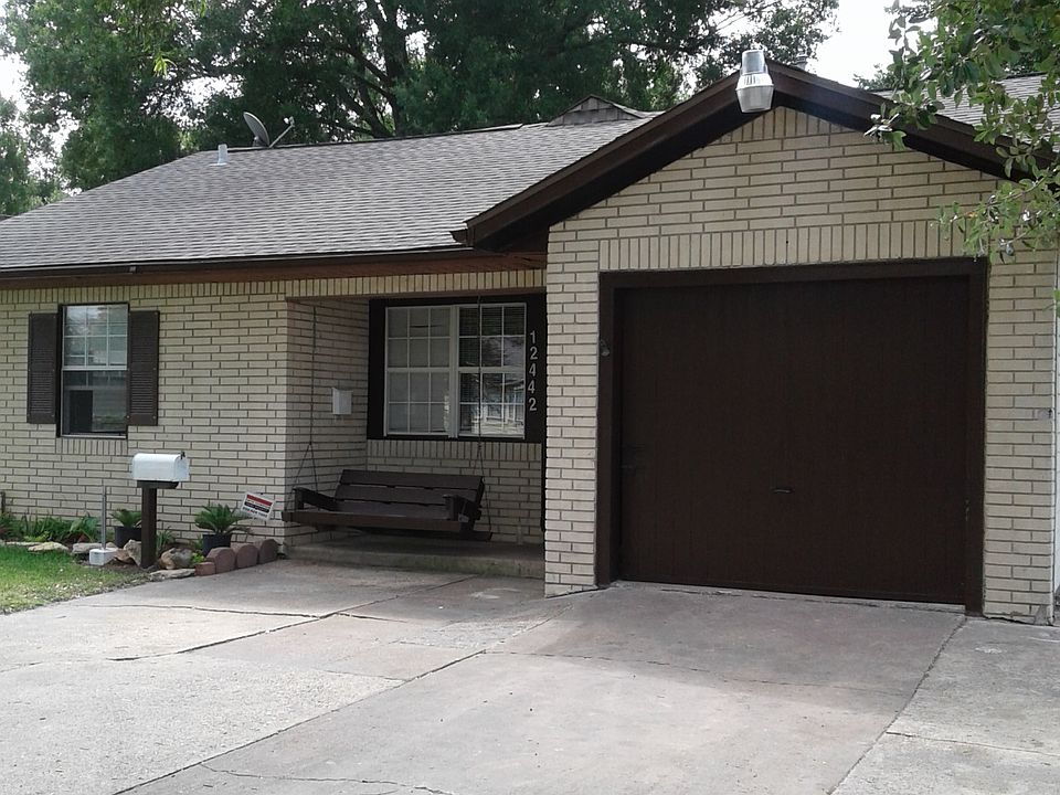 1st image of 12442 Coulson St
