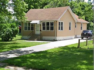 26421 Trowbridge St, Inkster, MI 48141
