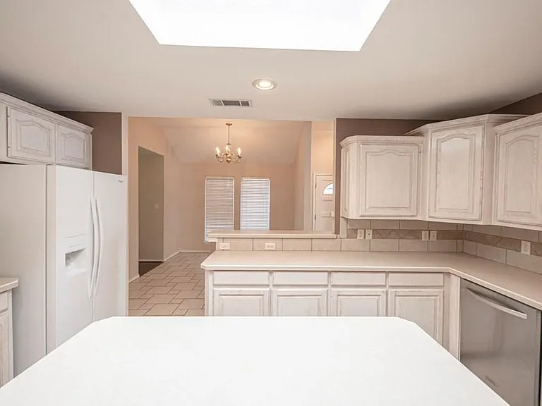 4800 W Wadley Ave — Photo 13