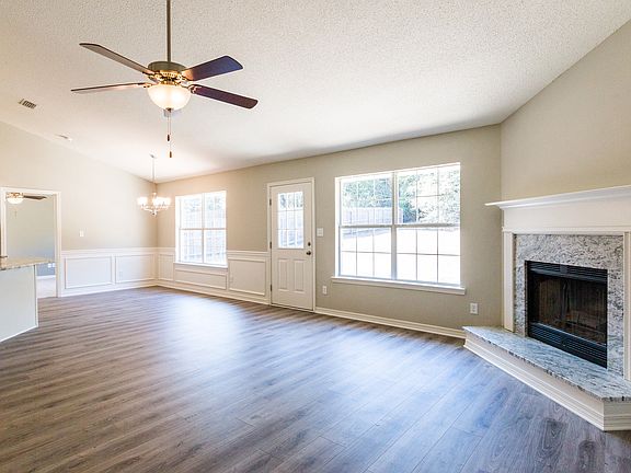 5th image of 4115 Blackwell Dr