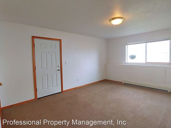 2nd image of 2405 Leo Ave APT D