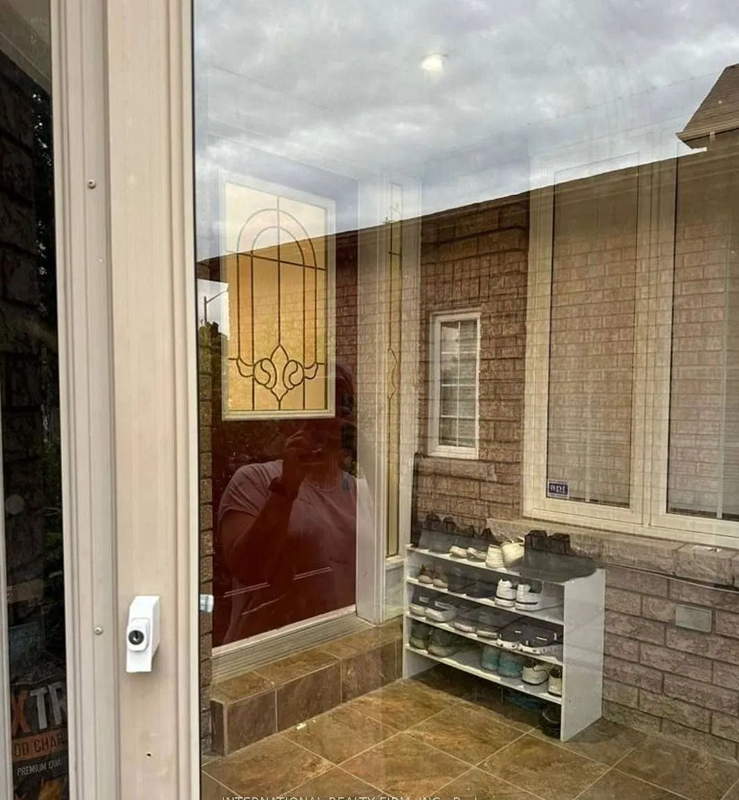 3 bed, $3,500 — Photo 3
