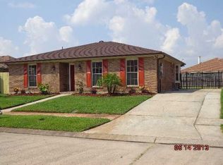 7241 Beauvoir Ct, New Orleans, LA 70128