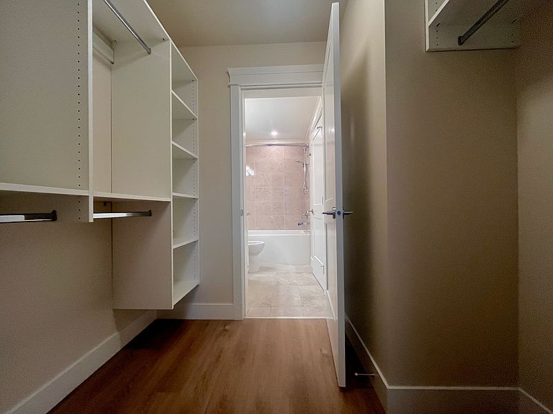 Langley Apartment for rent - 2 Bedrooms — photo 11
