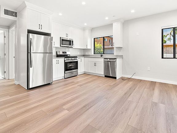 5th image of 2616 Ellendale Pl #18