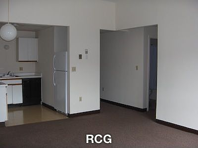 3rd image of 256-262 Essex St #402