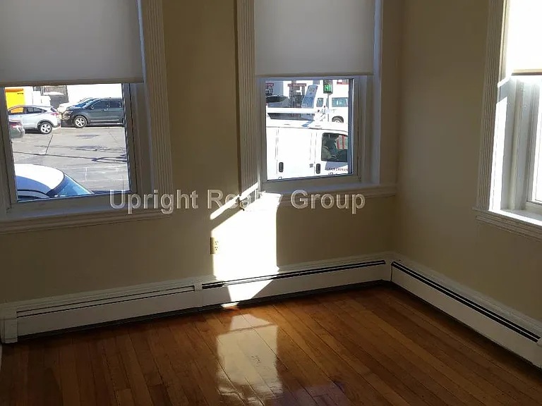 81 Empire St #3 — Photo 1