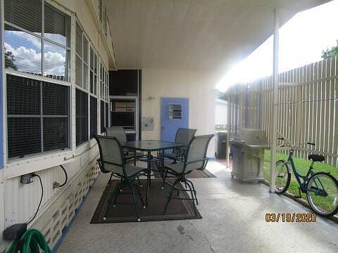 4th image of 1510 Ariana St #400