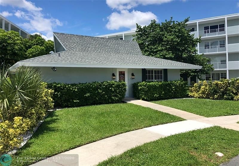 1st image of 2700 Vandiver Dr #11D