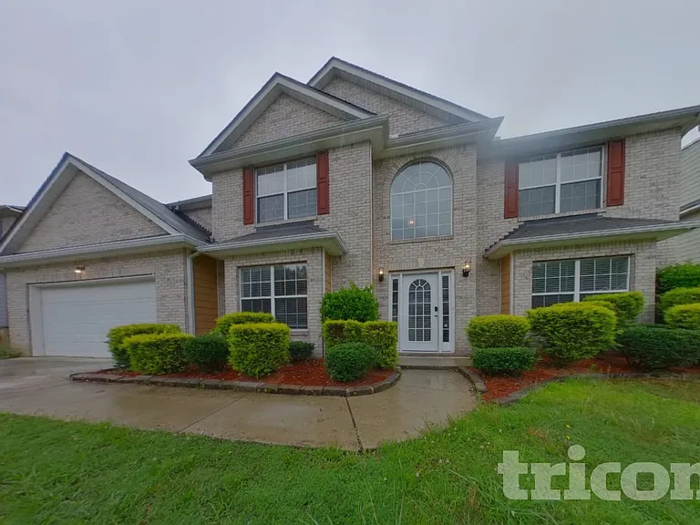 4241 Defoors Farm Trl — Photo 1