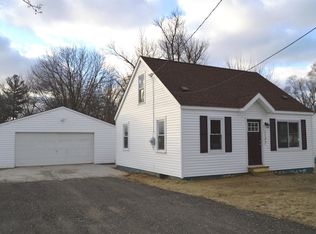 1184 Glendale Ave, Burton, MI 48509