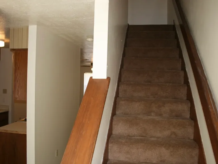1807 Woodsman Dr #C — Photo 8