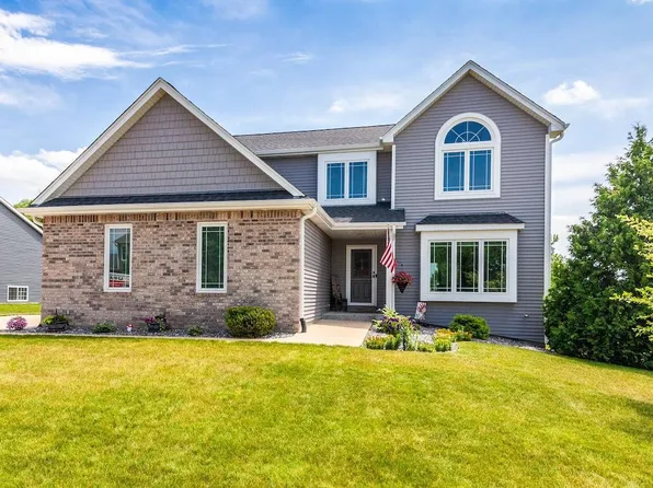833 Goldenview COURT, Oconomowoc, WI 53066