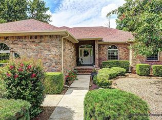 4 Morganshire Dr, Bella Vista, AR 72714