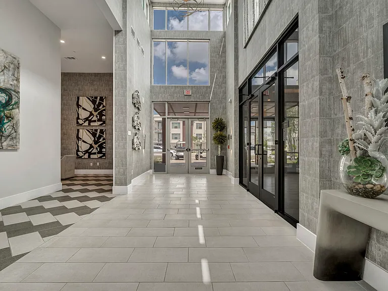 26 at City Point — Photo 16
