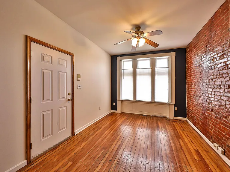 1832 W Girard Ave #1 — Photo 1