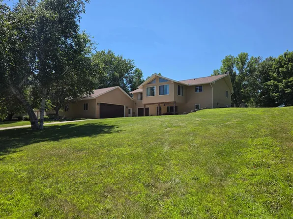 7126 196th Ave NE, New London, MN 56273